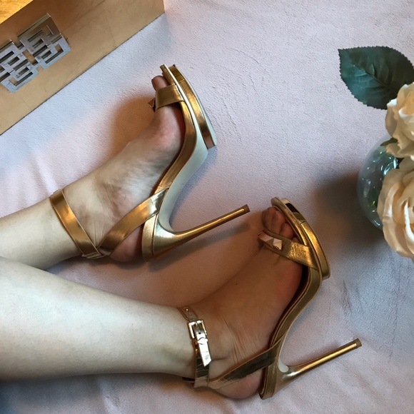 Gold BCBGMAXAZRIA Sandals/ Heels - Size 7 - Picture 11 of 14